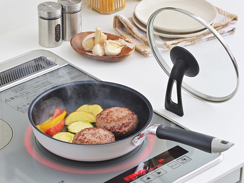 グランクック　IH対応ダイヤモンドコートフライパン20cm(立つフタ付)