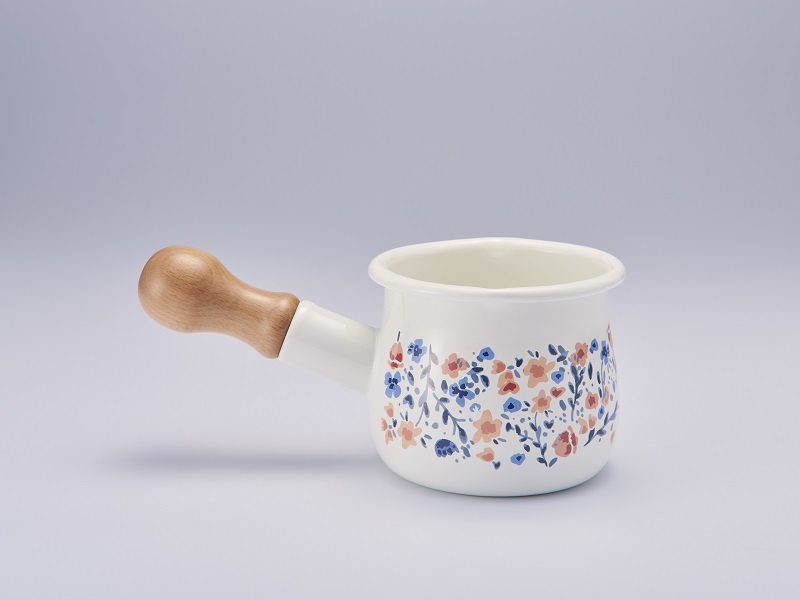 マリ・クレール fleurette　ホーロープチミルクパン