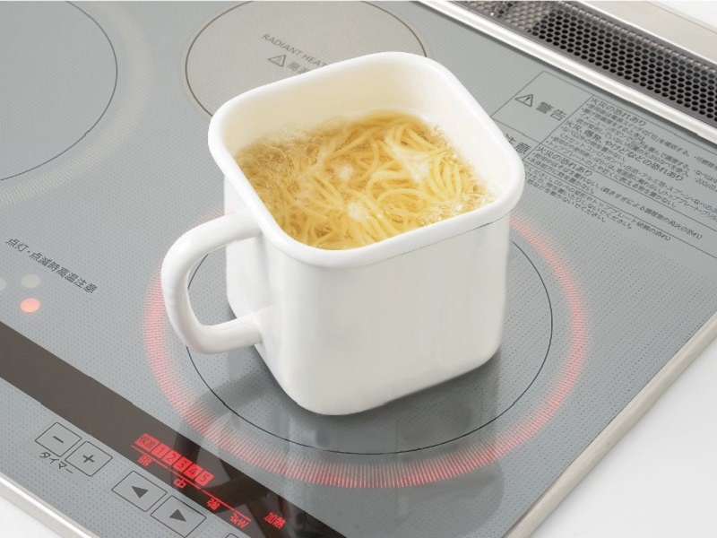 ピア・コローレ　ホーローマルチスクエアポット(ホワイト)