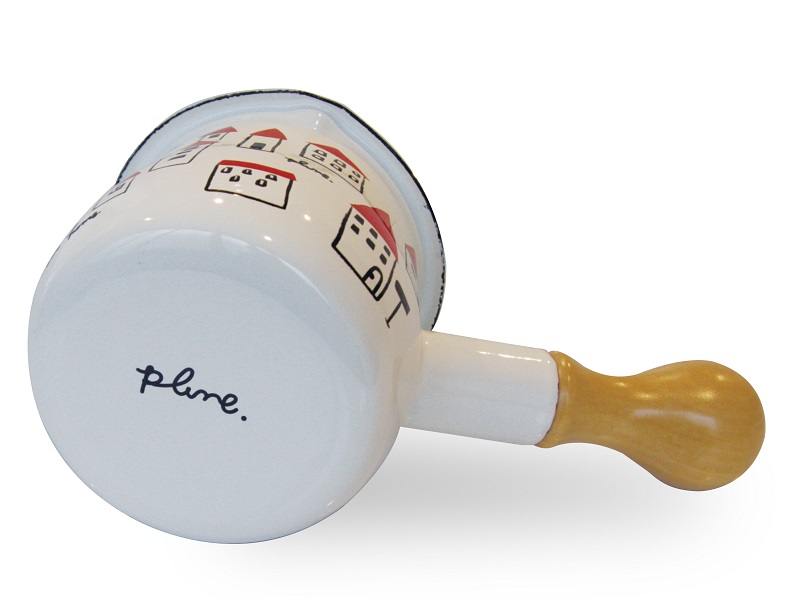 プルーン　ホーロープチミルクパンakaiyaneno