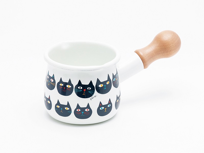 プルーン　ホーロープチミルクパンミミココモモ