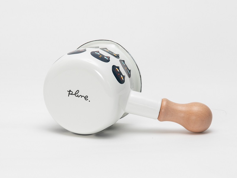 プルーン　ホーロープチミルクパンミミココモモ