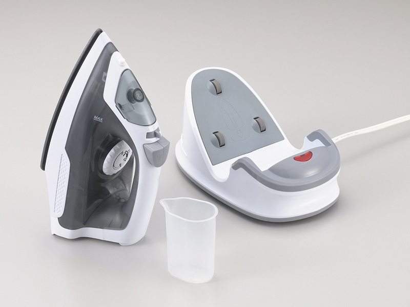コードレススチームアイロン