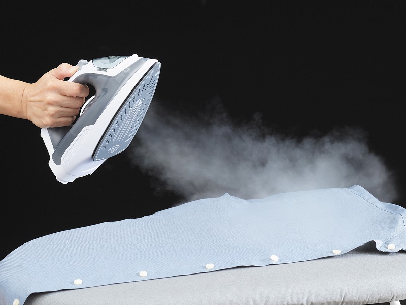 コードレススチームアイロン